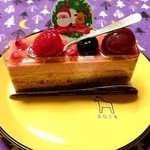 パティスリーアンジュ - パティスリーアンジュ フランボワーズのケーキです。(名前を控え忘れました…)上のフランボワーズムースと下のココアスポンジのバランスが絶妙です♪　fromグリーンロール