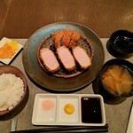 紀尾井町 とんかつ・洋食ひとみ - 