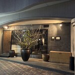 龢 - マンションの1Fにあります