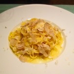 河庄利宮 - ［５回目］年末特別コース(8000円)・自家製手打パスタ 熟成パルミジャーノとバターソース アルバ産白トリュフ