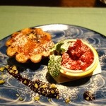 河庄利宮 - ［５回目］年末特別コース(8000円)・苺とヘーゼルナッツのシブースト 季節のシャーベットと