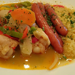 ラ・ブリーズ - エスニックな風味、驚きのボリューム！手羽元とチョリソーと野菜の煮こみクスクス添え