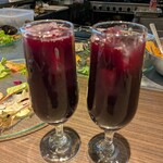 キャトルラパン - なぜか2つ提供されたぶどうジュース