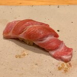 すしやのたい悟 - 大間産本鮪大トロさんでーす。②