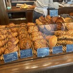 Boulangerie ADACHI - 売場