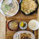 ラーメン ファミリー - 料理写真: