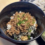 ほうとう蔵 歩成 - そぼろ小丼！
