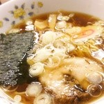 Kuishimbo - 醤油ラーメン470円