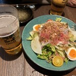 居酒屋にご - 生ビール、お通しサラダ