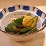 博多るうと - にんにくきゅうり