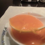 桃花林 - 美しい淡いピンク色