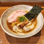 ジャパニーズ ラーメン 五感 - 