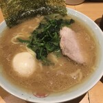 家系ラーメン 貫徹家 - 