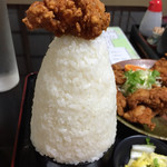 芳味亭 - 唐揚げ定食