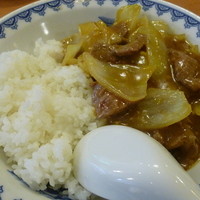 横浜中華街 北京飯店 - 「咖喱牛肉飯 」(牛ヒレ肉の中華風カレーライス）