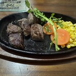 山中湖畔のステーキ酒場 - 酒場ステーキ140g