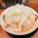 ラーメン豚山 - 料理写真: