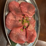 大衆ホルモン肉力屋 京急川崎店 - 