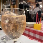 横浜チーズカフェ - フレッシュフルーツワイン