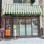 パーラートモミ - 外観