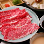 Shabu Shabu Sukiyaki Shabujin Sakai Suji Hommachi - 2600円からのグラム設定も他店よりとてもリーズナブル