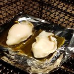 野口太郎 - カキの焼き物、昆布をひいて