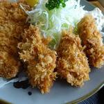 とんかつ 勝よし - 牡蛎フライとロースカツ1400円