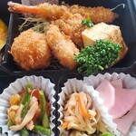 レストラン　イイジマ - エビフライとヒレカツとクリームコロッケが嬉しい