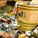 お酒は樽酒（承諾済み）
