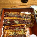 日本料理 梅林 - うな重には途中から山椒を投入