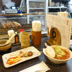 かしら屋 - カウンター席にて