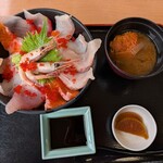 地魚料理 恵比須 - 海鮮丼