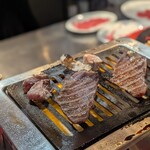 焼肉赤身にくがとう - 