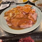 大衆焼肉ホルモン にくさわ - 