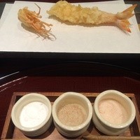 旬彩天 つちや - 天婦羅、天草の海老。塩は3種あるのでお好みで。
