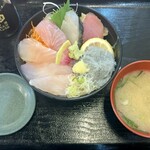 魚がし食堂はま蔵 - 地魚丼　1,540円(税込)