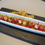 フォアグラブリュレとトリュフの薫る里芋チップ