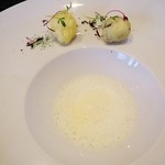 鮑のベニエ　クラムチャウダーの泡