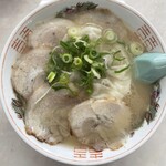 一九ラーメン - ワンタンラーメン700円+チャーシュートッピング200円