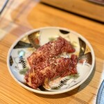 焼肉 無双武蔵 - 肉寿司　サービス