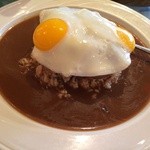 ALOHA TABLE Waikiki - 神戸ビーフのプレミアムロコモコ(税別＄18.5)