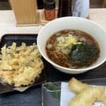 四季蕎麦 - かき揚げ蕎麦、イカ天