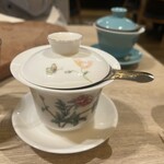 atelier HANADA - お茶は、こうやって出されます♪