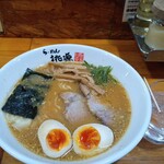 らーめん桃源 - ★味噌ラーメン 1100円 麦味噌使ってて甘みはあるが深みなく美味しくない！地方ガチャ！