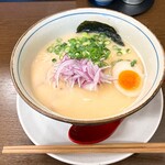 鶏白湯ラーメン 一ノ瀬 - 上質な鶏白湯ラーメン