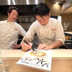 麦と麺助 - サインしていただきました