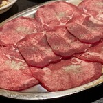 炭火焼肉屋台 たじま屋 - 