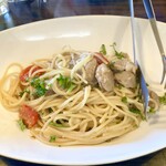 ピッツエリアバール　CACTUS　D'ORO - ・サルシッチャとアイコのペペロンチーノ　スパゲッティー （￥1,700）