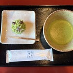 五十鈴茶屋 本店 - 神苑の松＋抹茶