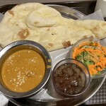 カレーの窯 ビリヤニ - 料理写真:ナンカレーセット　890円